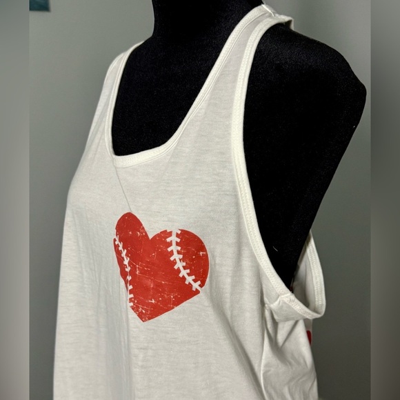 Baseball Mama White Tank Top with Red Heart Design & back graphic XXL - Picture 3 of 6